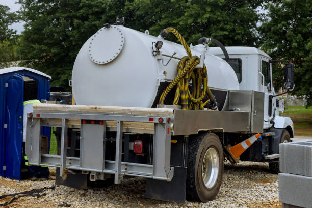 Best Affordable portable toilet rental  in Vinton, IA